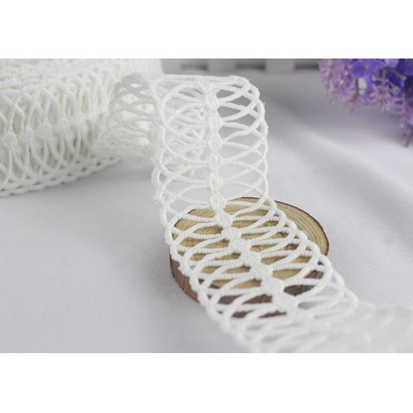 White 4.2cm Width Floral Guipure Lace Trim By The Yard , Wedding Stretchy Lace Ribbon