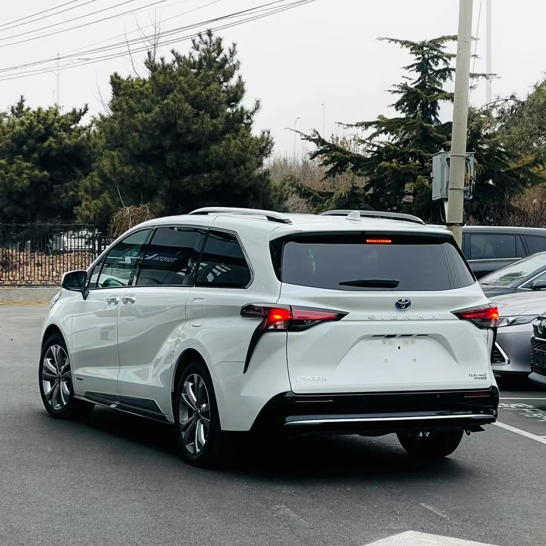 FAW Toyota Sienna Energy Electric Vehicle with Touch Screen and Front Suspension