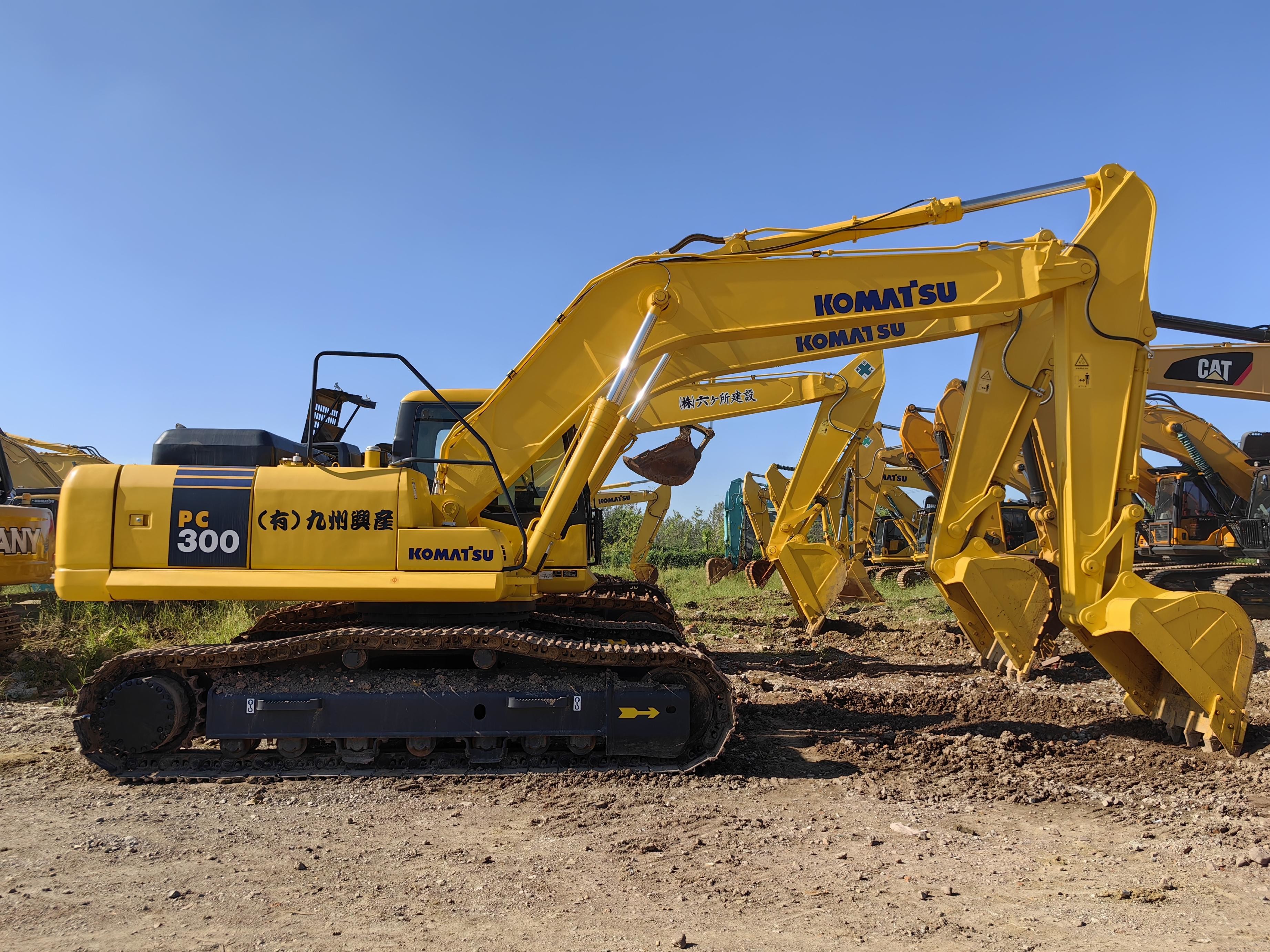 Japan Imported Used Komatsu Pc300 Hydraulic Excavator Crawler Backhoe