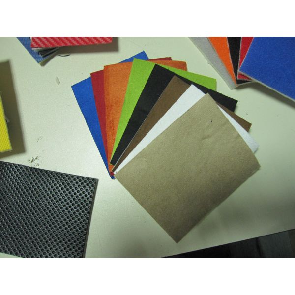 Black and white Sport Racing Seats with harness / classic sports car seats