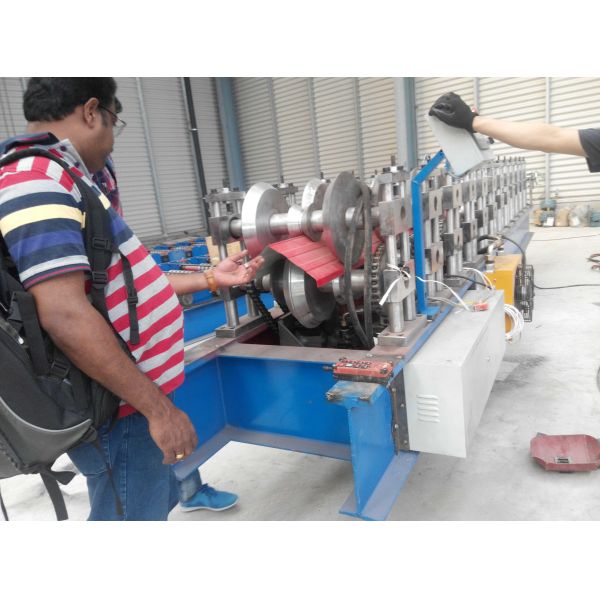 cnc metal tile roofing ridge cap roll forming machine without pressing device