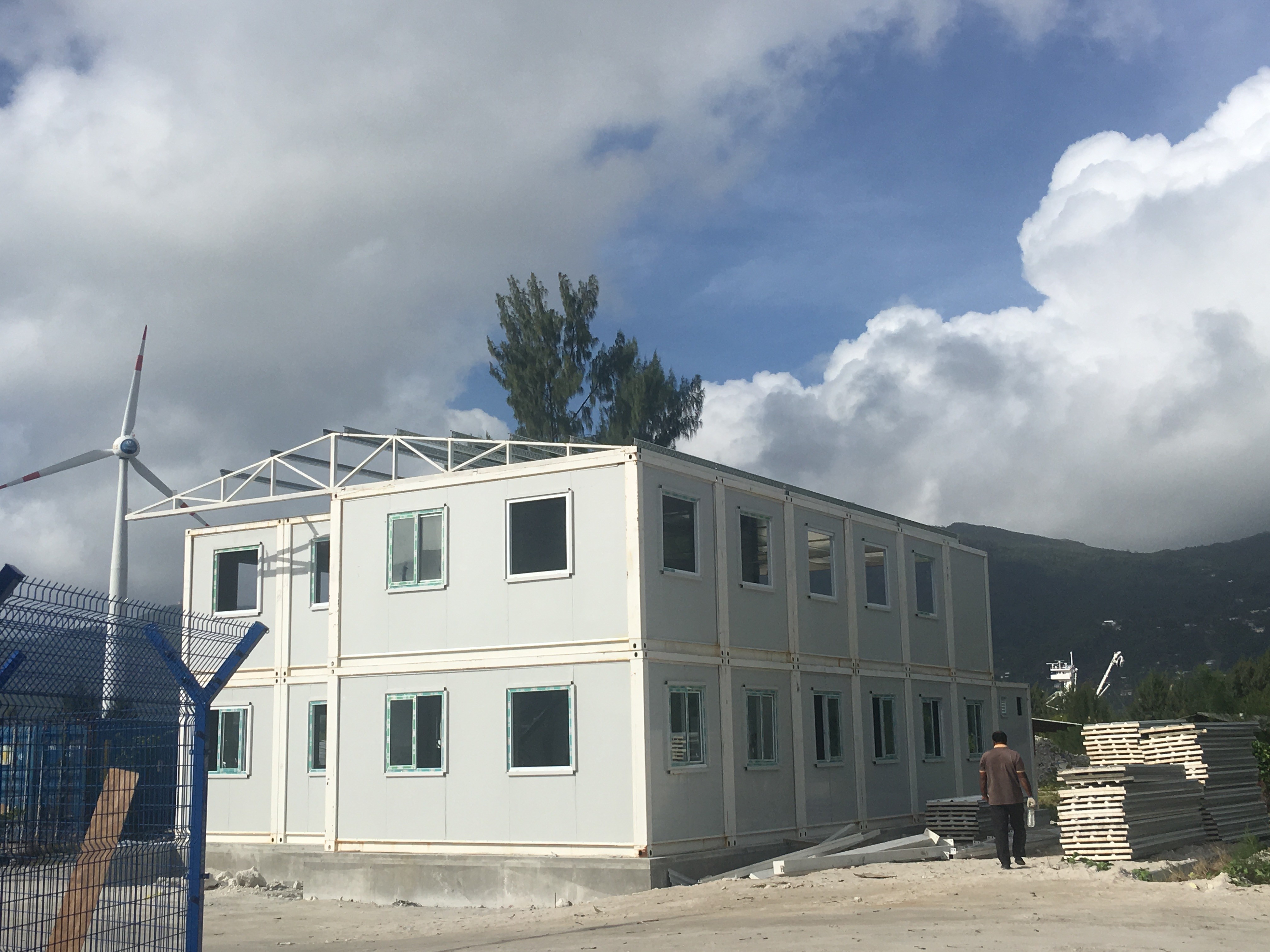 Quality Mobile Expanding Container Home , Energy Saving Premade Shipping Container Homes wholesale