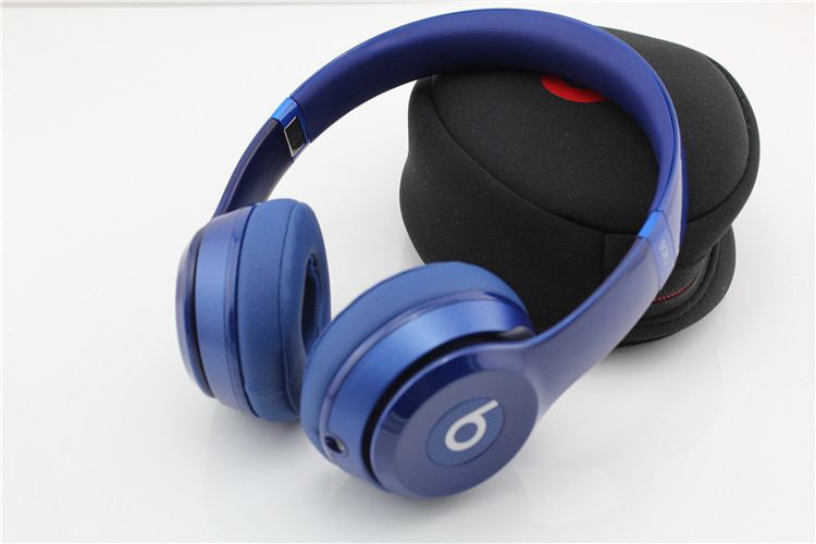 Beats Solo 2 wired on-ear headphones blue made in china from Golden Rex Group ltd
