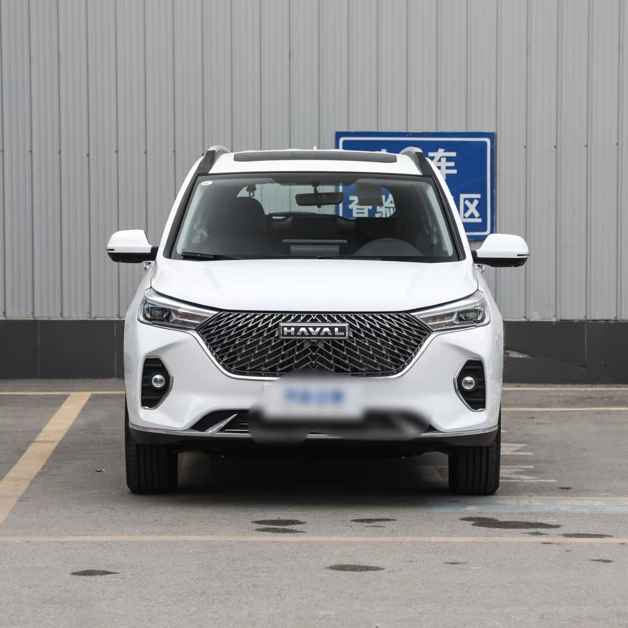 -Made Changcheng Haval M6 2023 PLUS 5-Seater SUV with 1.5T Engine and Manual Gearbox