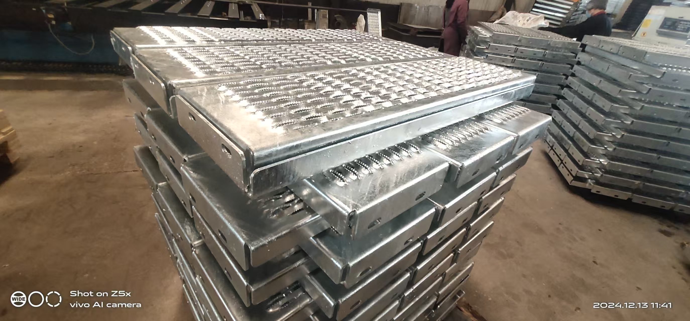 grip strut grating