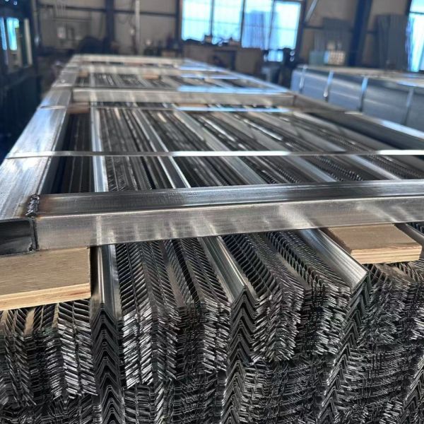 Galvanized High Rib Lath 0.5mm Thickness Zinc Coated Panel Hi Rib Mesh