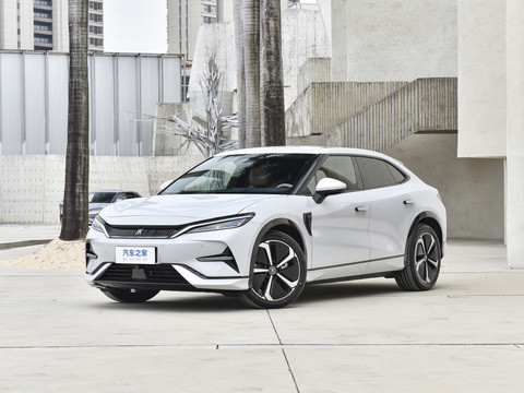 2024 New Energy Vehicle BYD Song EV Dm-I 4WD Car 662Km 5 Seat SUV