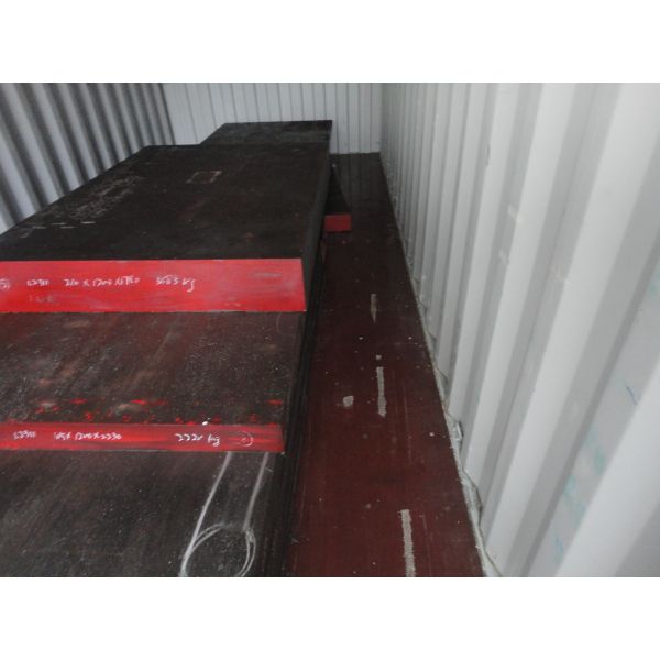 Martensitic Polishing Q+T S136H Stainless Steel Flat Bar For Plastic Mould