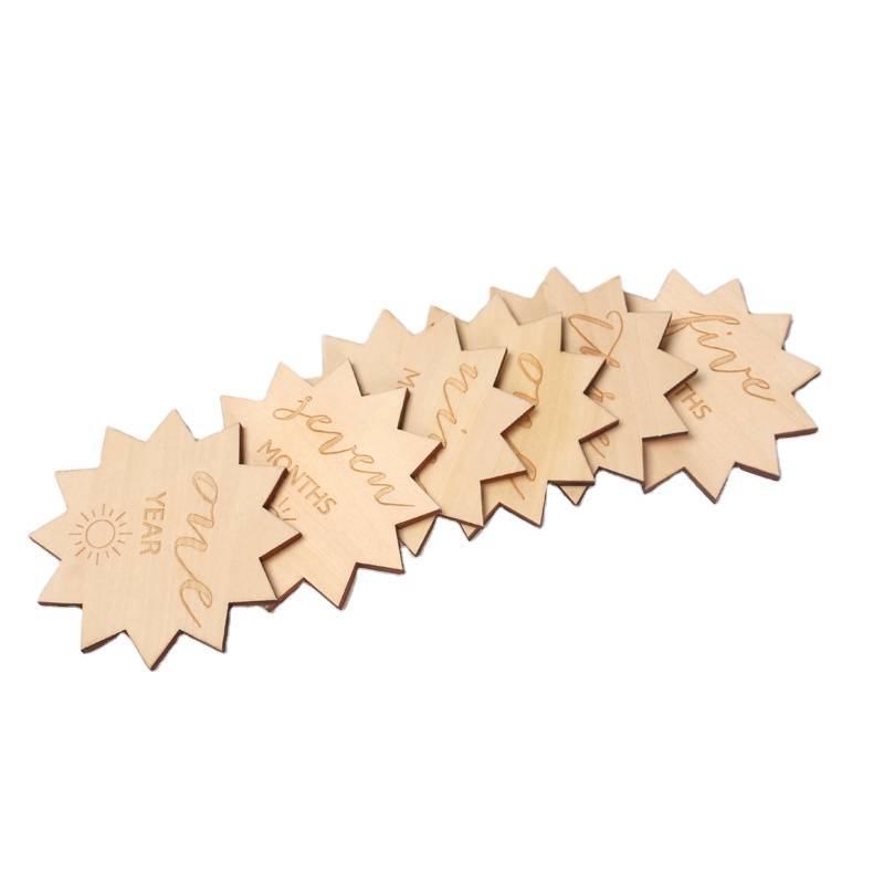 Hot Sale Newborn Wood Baby Birth Monthly Milestone Recording Markers Cards Wooden Engraved Photo Props Milestone Cards