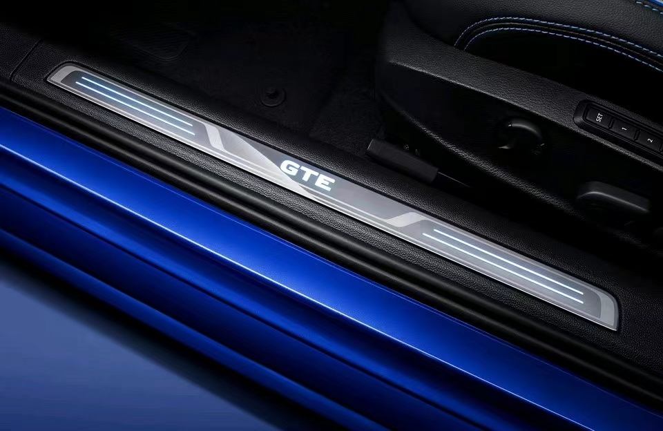 Normal Cruise Control and Rear Camera Customizable 2024 Magotan GTE for FAW Volkswagen