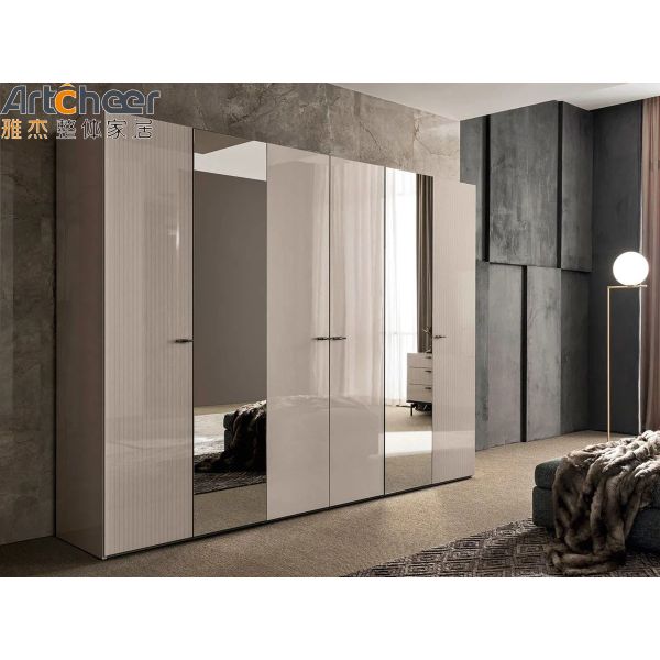 Modern Stylish Wardrobe with Customized Size and Eco Friendly Material for Bedroom