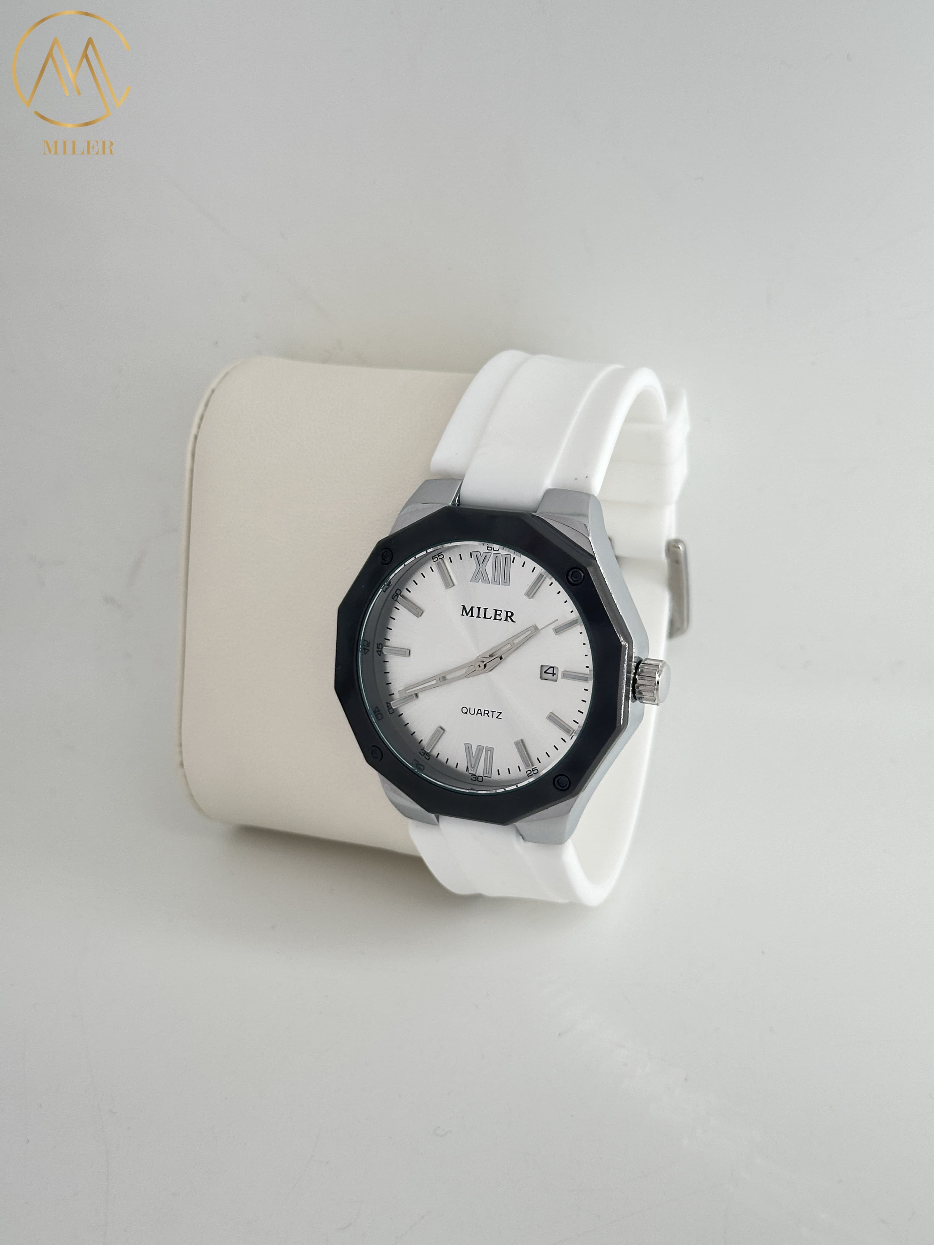 Wholesale Sports Waterproof Quartz Watch with Silicone Strap