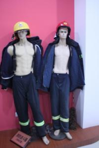 China Moisture and Water Resistant Nomex Fire Fighting Suit on sale
