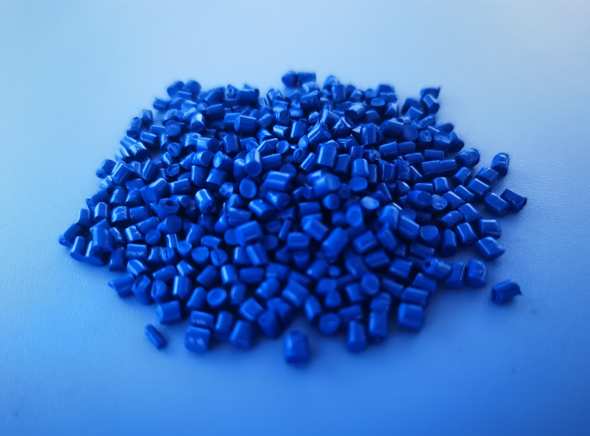 Quality Blowing Film Injection Dark Blue Masterbatch Environment Friendly wholesale
