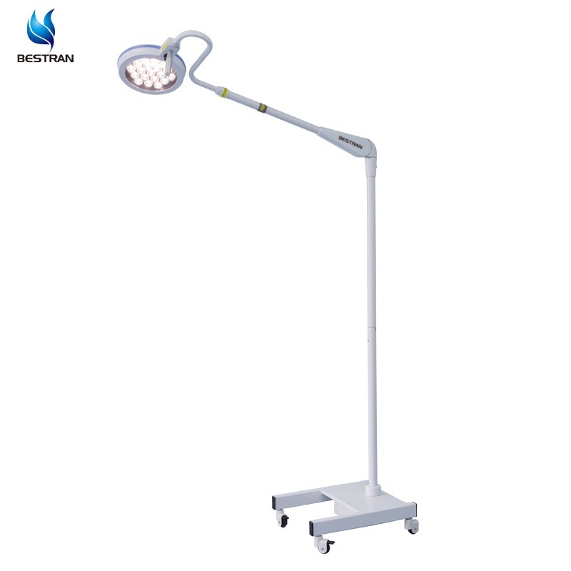 Low Storey Surigcal Room Medical Examination Lamp Cold Light 50000Lux Mobile Type