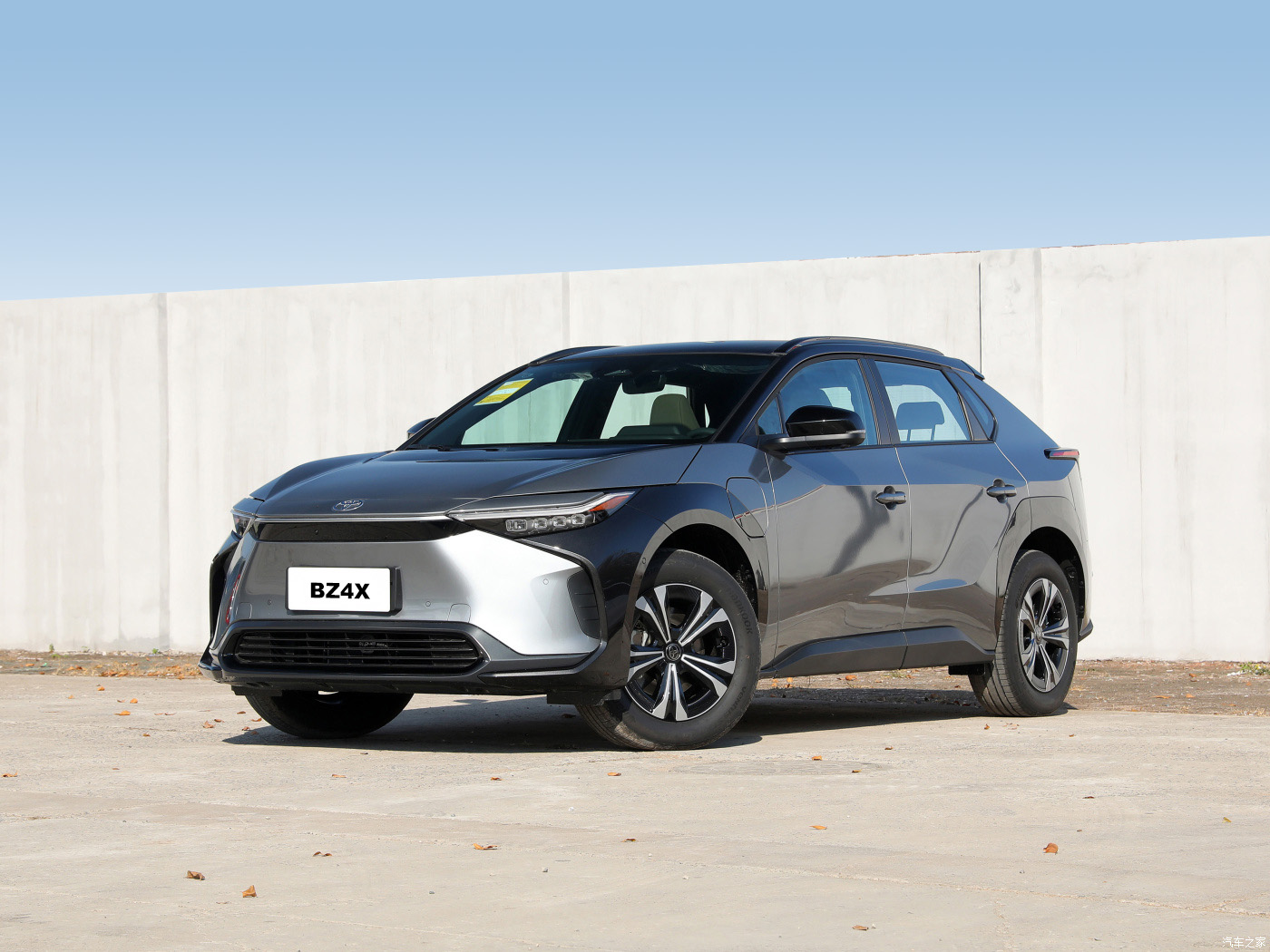 66.7kwh Battery Capacity TO-YOTA Bz4x Electric Car 2023 Energy Vehicles 0.5h Fast Charging Medium SUV 4WD 2WD Used Cars