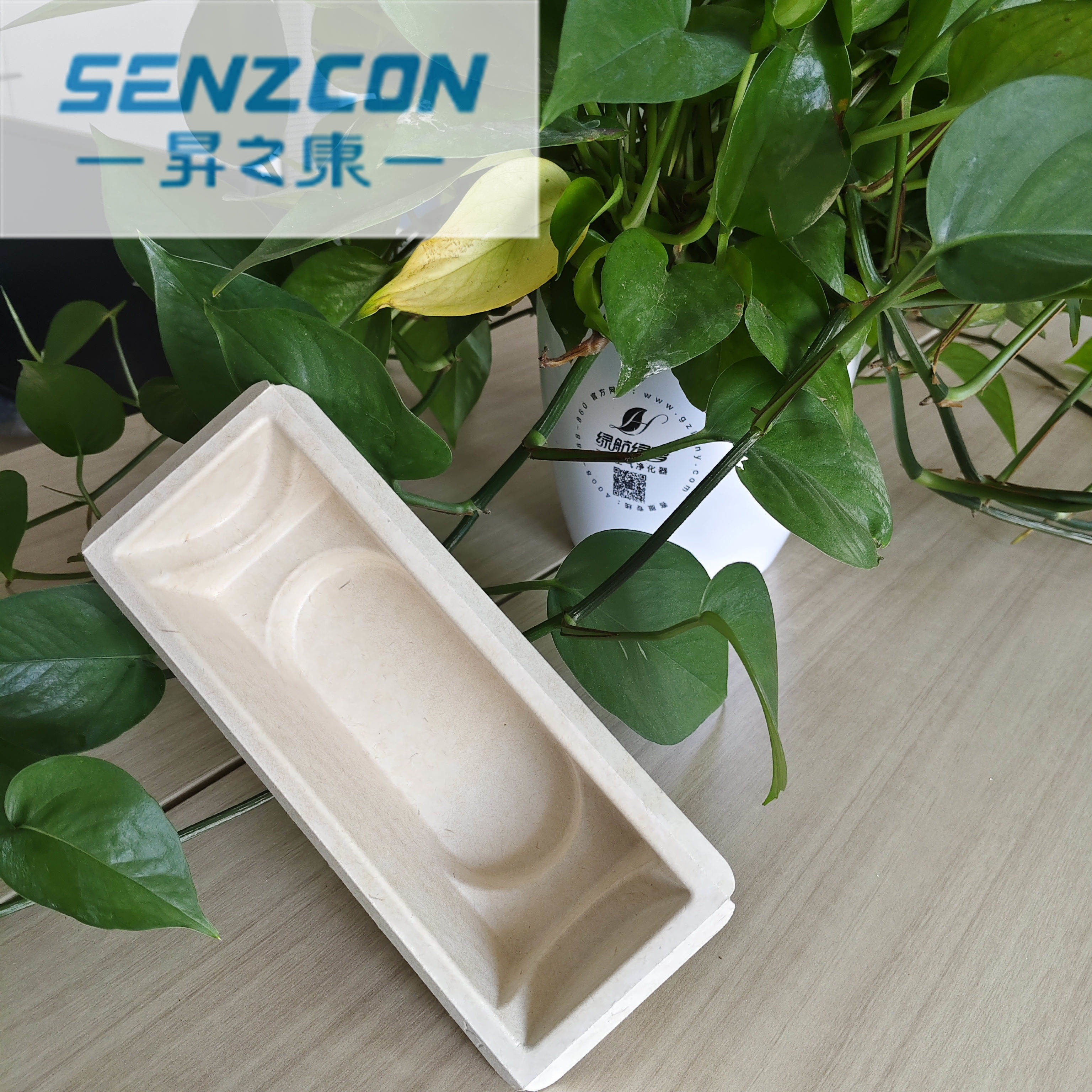 The factory directly supplies pulp molding packaging liners for thermos cups in their original color. These liners are embedded, fall-proof, and made