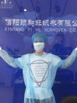 Long Sleeve Polyethylene Isolation Gowns with Elastic Cuffs 120*140cm