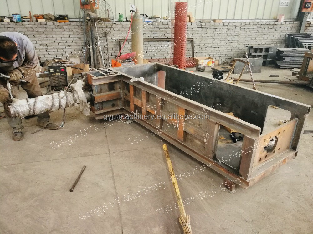 3200 KG Capacity Square Baler for Wood Sawdust Integration Baler Machines