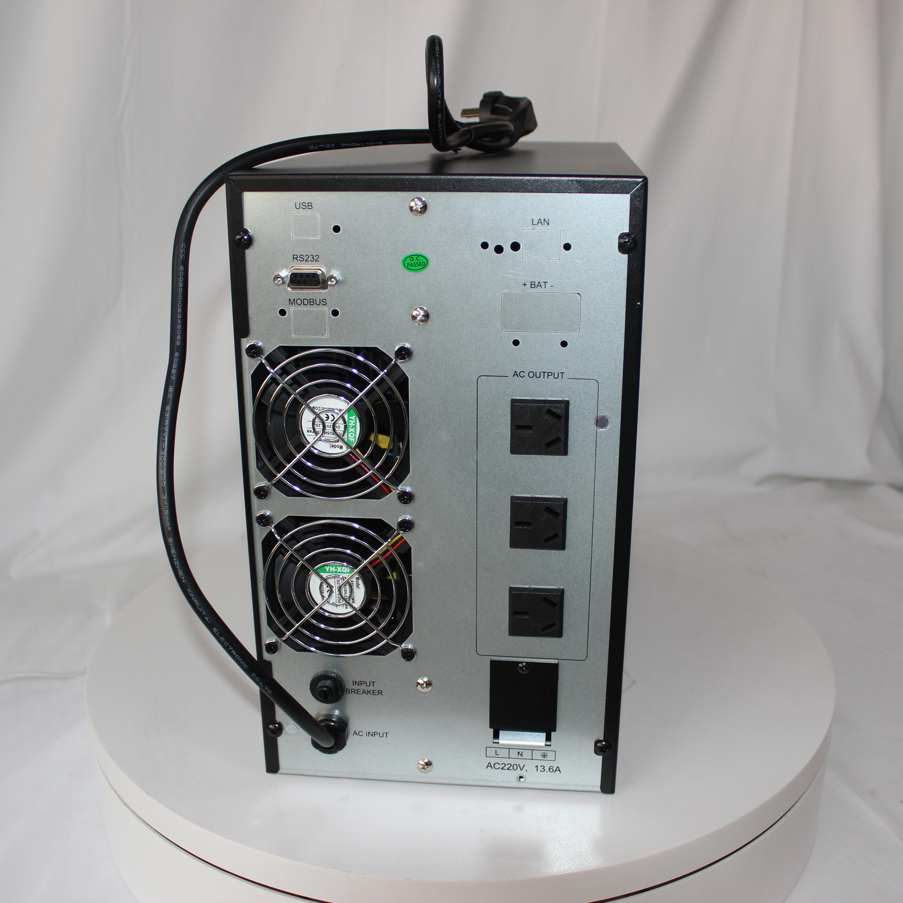 Single Phase 2.4kW 3kva Smart UPS System Data Center UPS Power