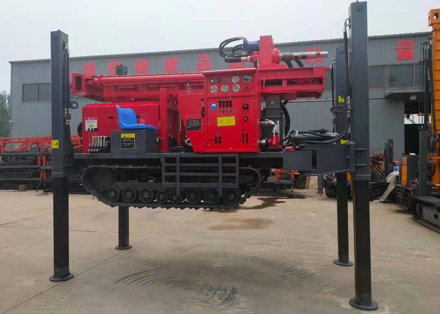 Diesel Engine Customized 350meters Pneumatic Borewell Machine Water Well Drilling