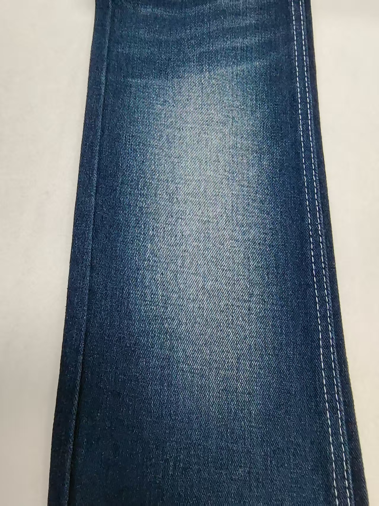 In-Stock Items 10oz TWILL Style Denim Fabric With 10*7 Construction For Jeans
