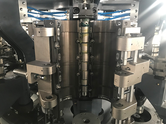 Stable Fully Automatic Blow Molding Machine , Plastic Bottle Manufacturing