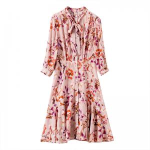 Quality Pleated Flower Mulberry Silk Pajamas , OEM A Line Plus Size Silk Nightie wholesale