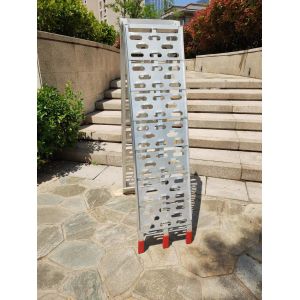 Quality Safety Chains Rectangular Folding Loading Ramp Various Lengths wholesale