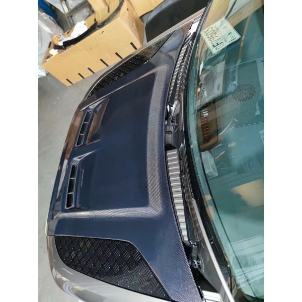 Carbon Fiber Hood for Land Rover Defender Carbon Fiber Material Defender Upgraded SVR Style Cover