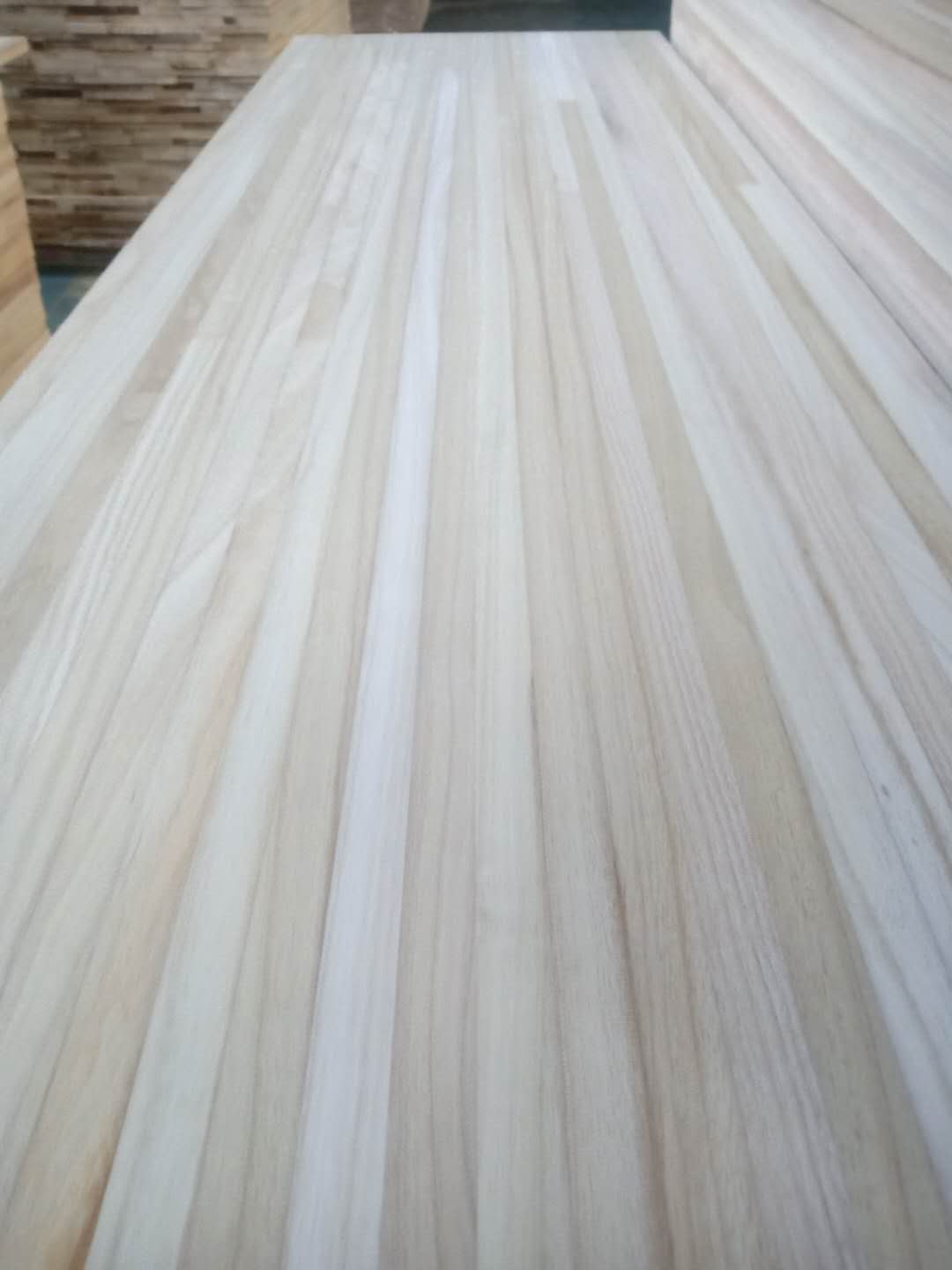 280-300kgs/cbm Density Paulownia Wood Core Boards Core Sheets for E0/E1 Environmental Glue