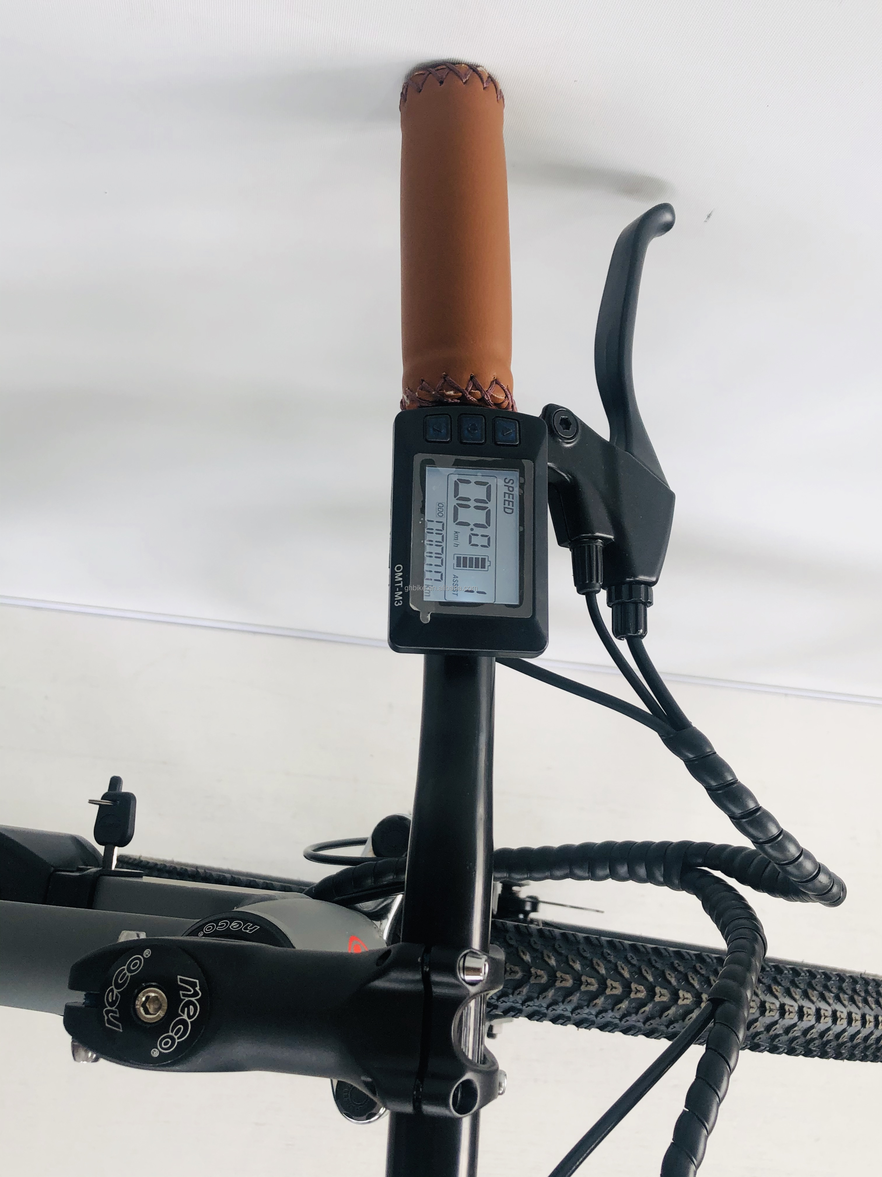 26" 21Speed 48V 500W 14AH Lithium Battery OEM Ebike Customized Mountain Electric Bike