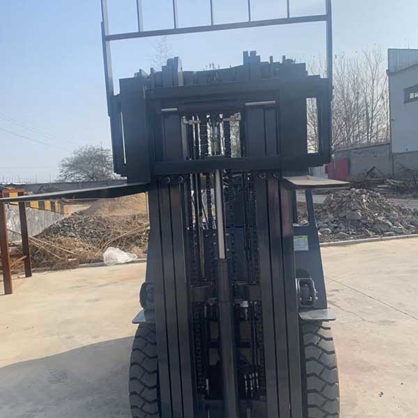 2500Kgs CPD25 2.5 Ton Electric Forklift AC Motor Lead Acid Battery Forklift