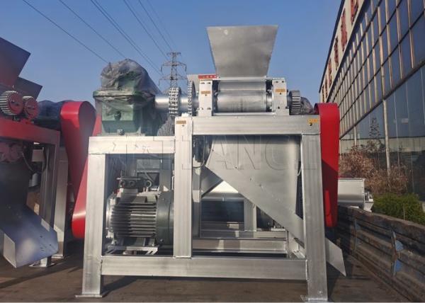 Stainless Steel Chemical Fertilizer Granulating Machine Double Roller Press