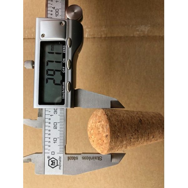 Factory Wholesale Price Cork Bottle Pourer and Stopper