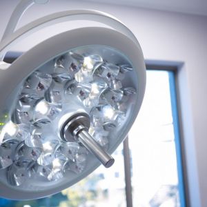 Led Shadowless Operating Lamp With Move Handle