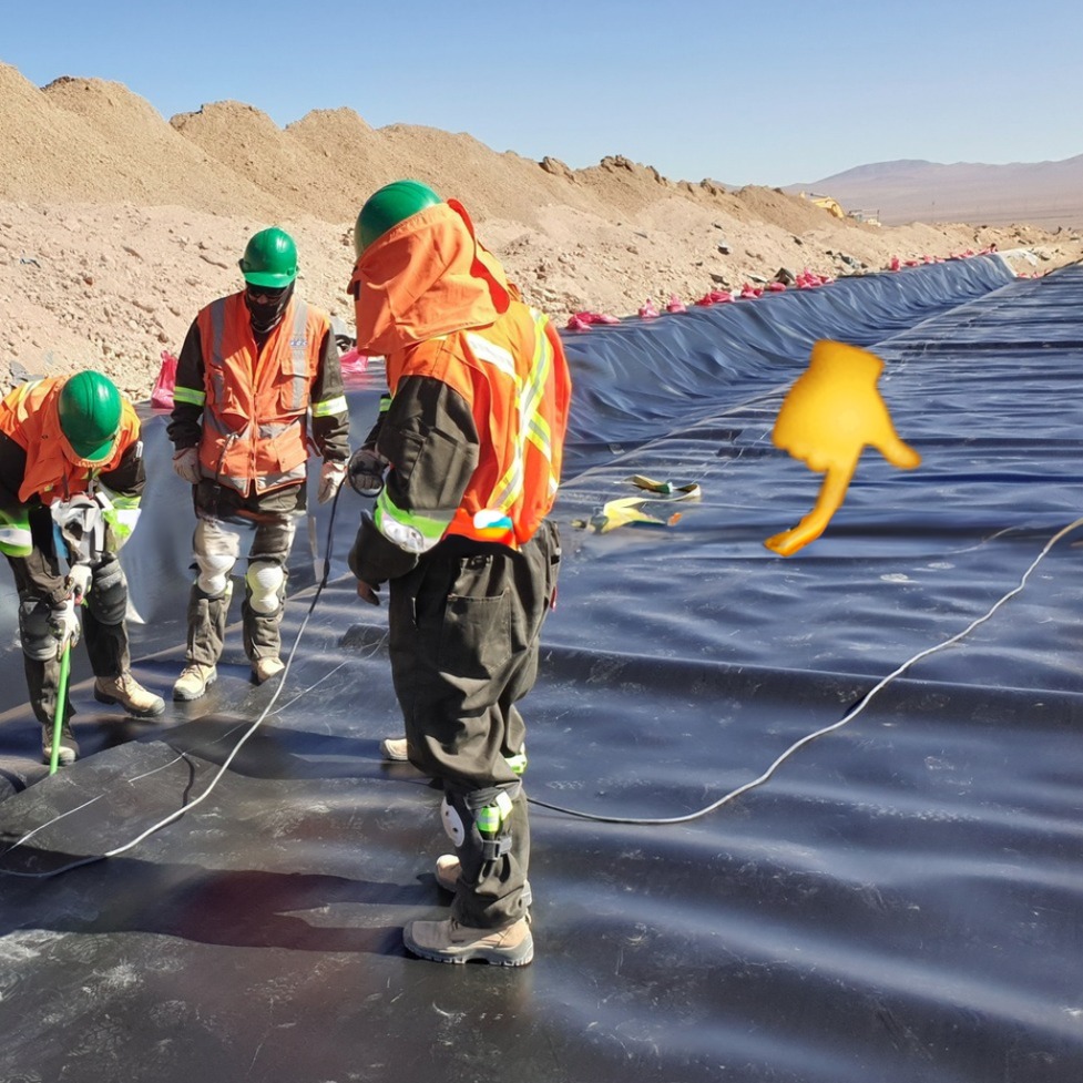 Environmental Protection Pond Lining and Dam Liner HDPE Geomembrane with Length 50m-100m