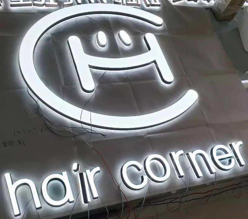 Custom 3D mini luminous characters indoor and outdoor acrylic bright characters