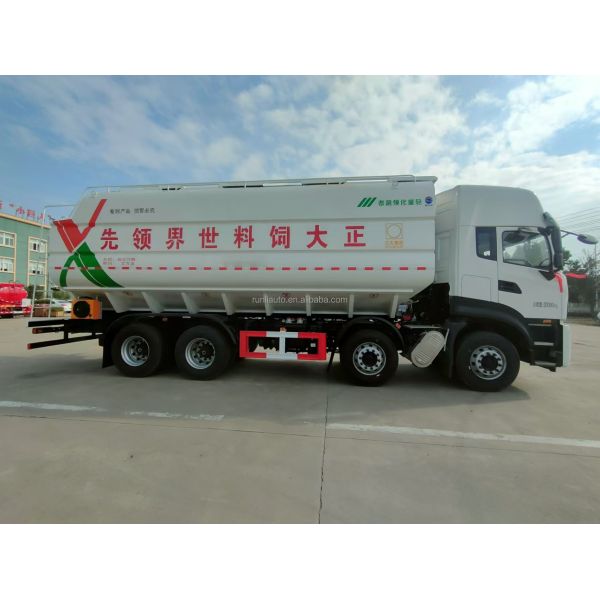 Factory DFAC DongFeng 8X4 4wd Heavy Duty Bulk Feed Tank Truck