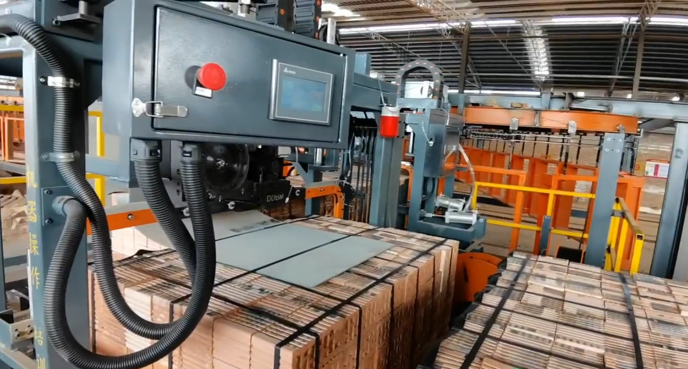 8000-12000 Pieces/Hour Capacity Brick Plant Machine For Fully Automatic Brick Pakaging