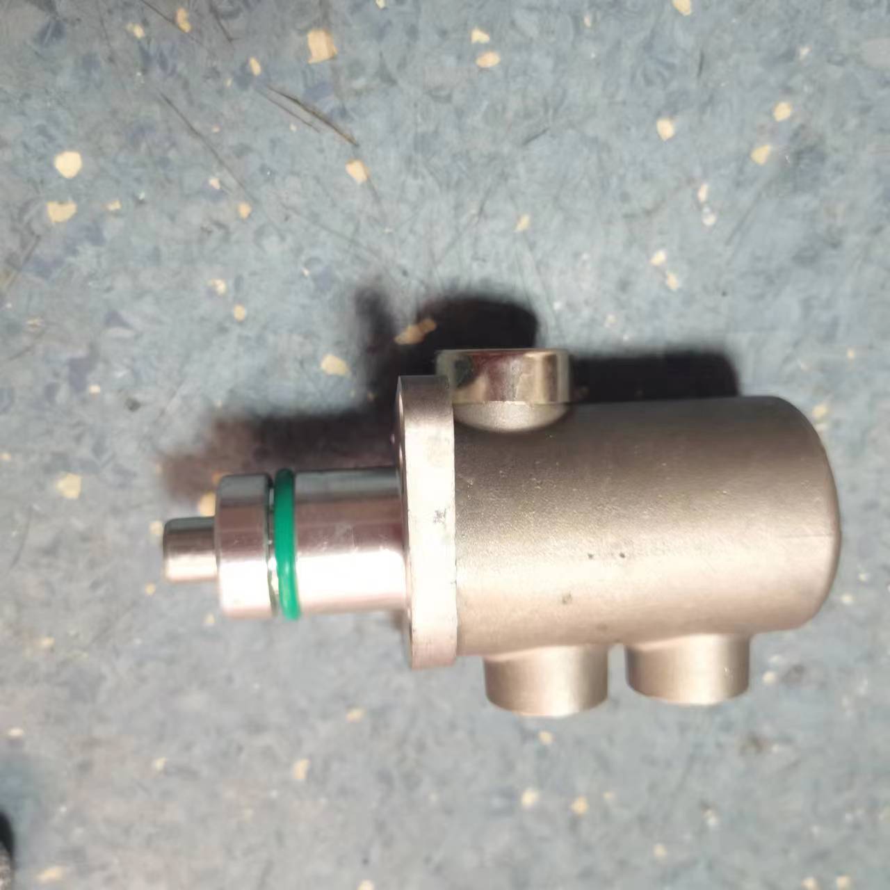 Transmission Top Cover Air Circuit Control Valve Pressure Reducing Valve For DONGFENG
