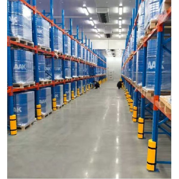 Adjustable Anti Collision Plastic Rack Protectors Industrial Warehouse Safety Barriers