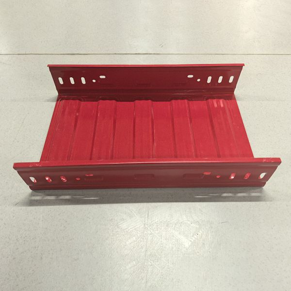 Customizable Length Galvanized Steel Solid Bottom Cable Tray 50mm - 300mm / Metal Wire Trough