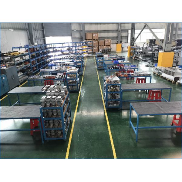 LY-TCJ250 Automated Lining Application Machine Rigid Box Inner Lining Pasting Machine for Gift Shoe Jewelry Cosmetic Mooncake Rigid Box With Bubble