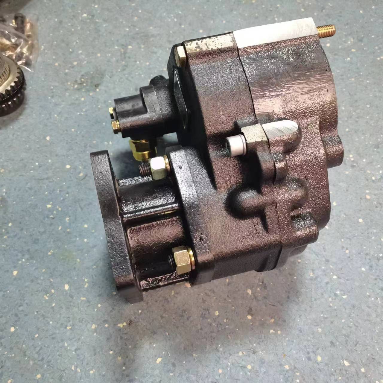 Sinotruk Howo Truck Parts PTO Qh50 QH70 G2194 Repair or Replace for Heavy Truck Upgrade