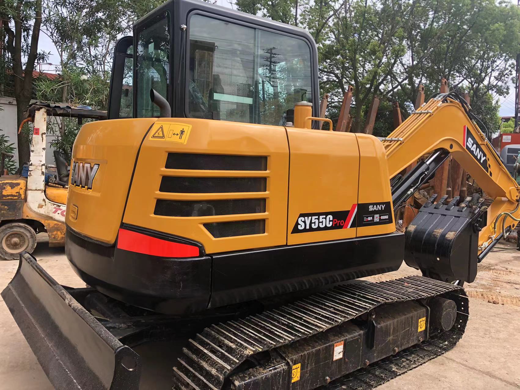 Sany 55 SY75 SY75c-10 SY55 SY60 SY95 Chinese Excavator with Machine Weight of 6000 kg