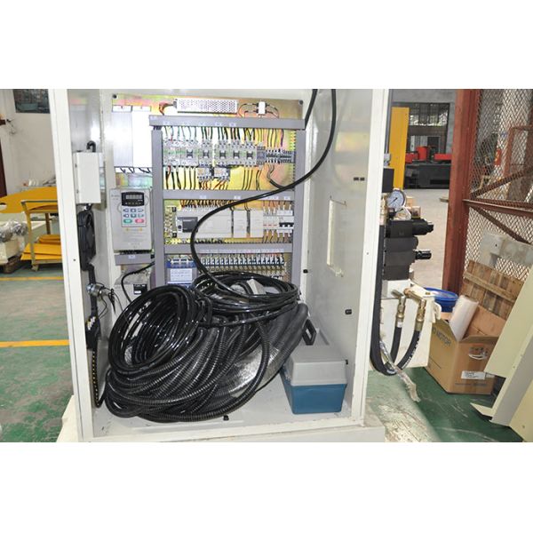 Precision Pneumatic Clamp Servo Feeder Press Metal Stamping Automation