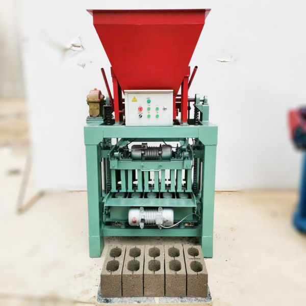 Factory Wholesale Price High Quality 6-30 Mobile Hydraulic Automatic Brick Machine for Building Construction