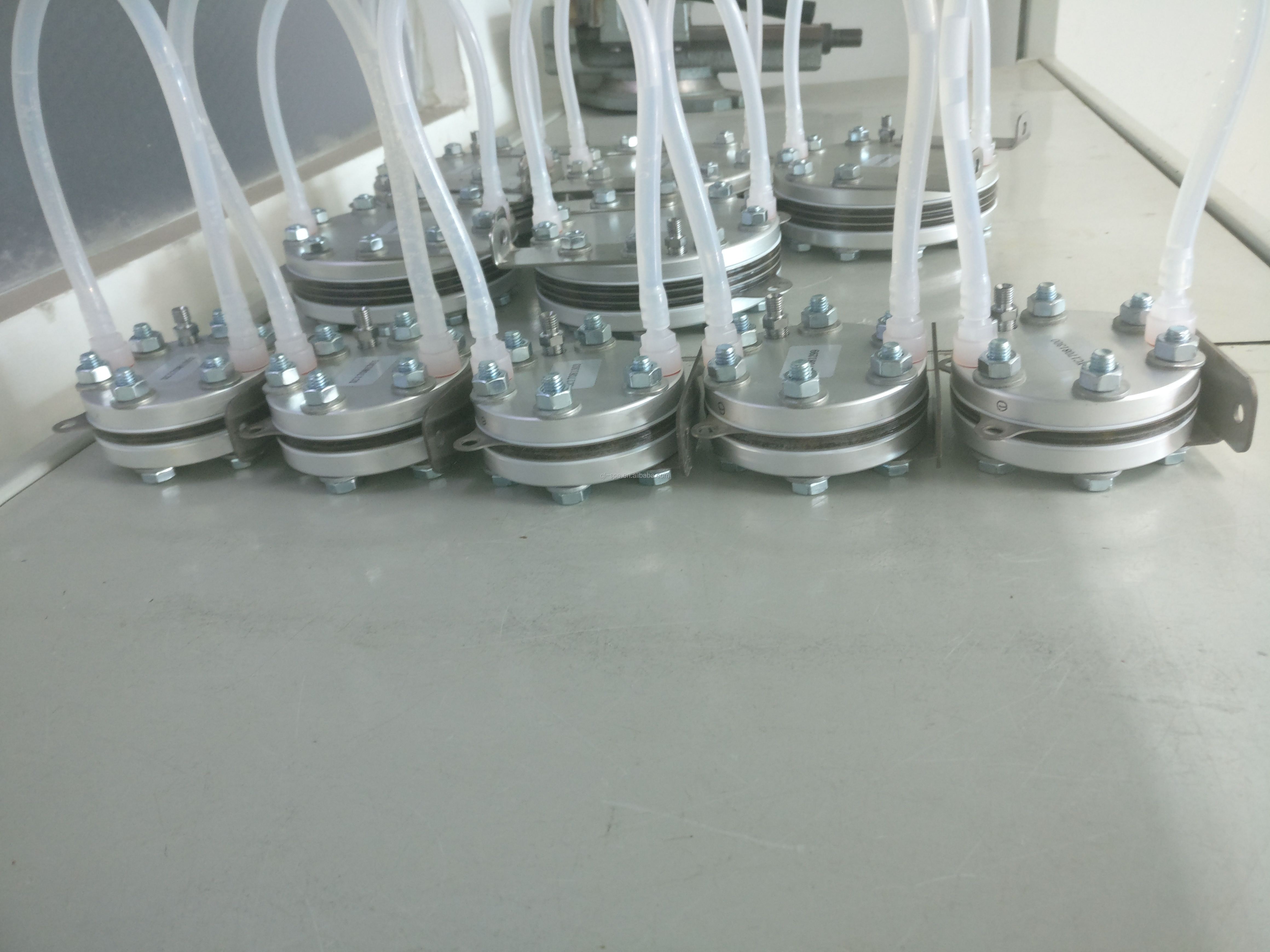 Production Rate 0-60ml/min PEM Hydrogen Electrolyzer Cell QLC-85A