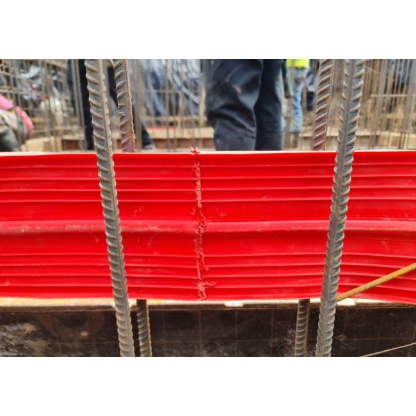 Bubble Format PVC Water Stop Belt for Concrete Construction 4-230mm Width Blue and Yellow